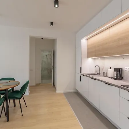 Apartment Gems Of - Tiger Eye *