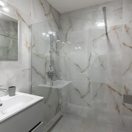 Apartment Gems Of - Tiger Eye *