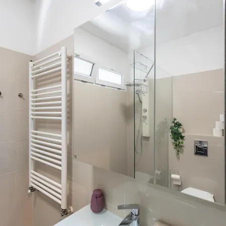 Apartment Gems Of - Tiger Eye *