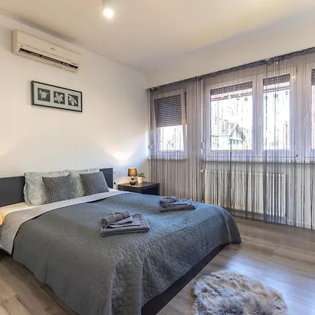 Appartement Gems Of - Tiger Eye *