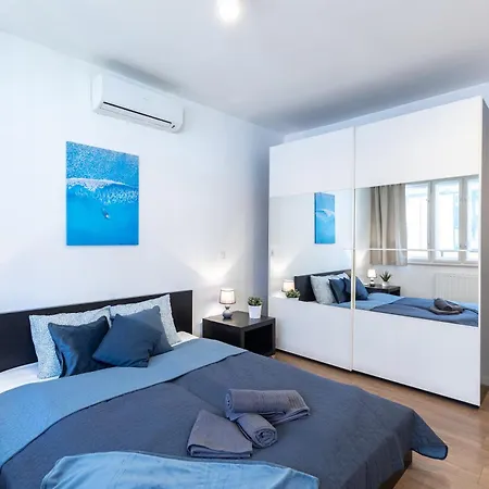 Gems Of - Tiger Eye Apartment *
