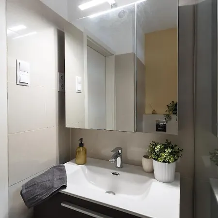 Apartman Gems Of - Tiger Eye
